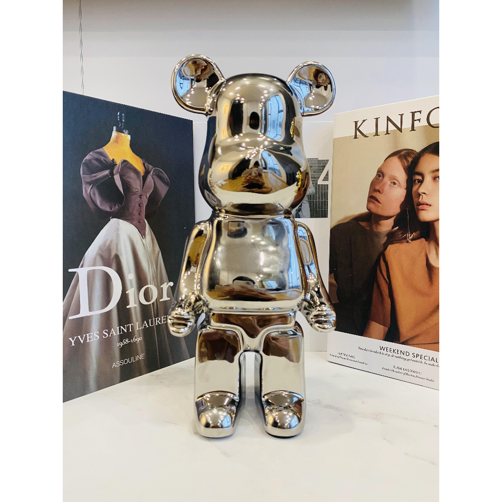 Tượng mô hình trang trí nội thất đẹp Gấu Bearbrick