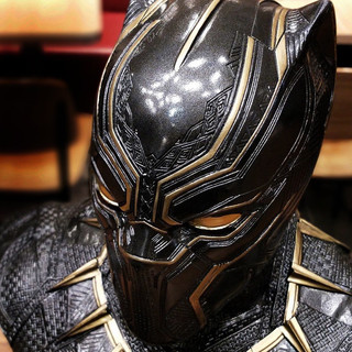 Tượng Black Panther Bán Thân 35cm – Sơn Tinh Xảo, Trưng Bày Đẹp, Quà Tặng Tuyệt Vời.