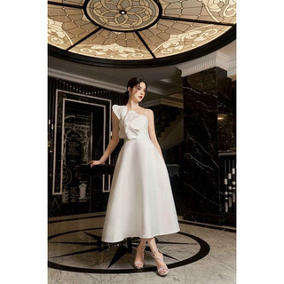 Đầm xòe lệch vai bông eo 5 cánh thanh lịch đen, đỏ, trắng, vàng. X008