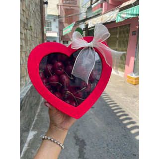( GIAO NHANH HCM) Hộp quà cherry 2KG sang trọng thích hợp biếu tặng