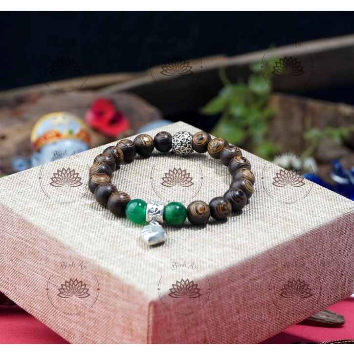 Vòng Tay Trầm Hương Sánh Chìm Mix Đá Charm - Trầm Hương Tự Nhiên - Trầm Hương Việt - Vòng Tay Phong Thủy - Đủ Size