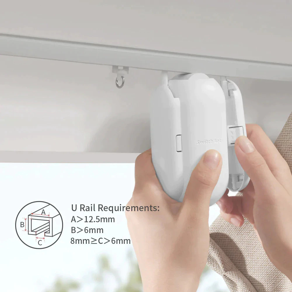 SwitchBot Curtain – Giải pháp nâng cấp rèm cửa hiện tại thành rèm thông minh chỉ trong 30 giây.
<br>Dễ dàng cài đặt với mọi loại thanh ray như U, I hay tròn. Đặt lịch mở rèm để thức dậy cùng ánh sáng tự nhiên và ngủ ngon hơn vào ban đêm.

<br>Điều khiển từ xa qua điện thoại, hoặc điều khiển bằng giọng nói với Hub Mini qua Alexa, Google Home, Siri.

<br>Kích hoạt bằng ánh sáng mặt trời, giúp tiết kiệm năng lượng sưởi ấm mùa đông. Công suất kéo mạnh mẽ tới 8kg.

<br>Kết nối hoàn hảo với hệ sinh thái SwitchBot, tự động hóa toàn bộ ngôi nhà của bạn.

<br><span style=