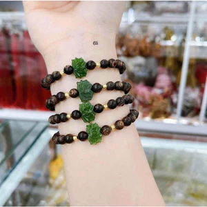 Vòng tay trầm hương sánh chìm 8ly mix sen thạch bích-thời trang nữ,đẹp,dễ thương-Trầm Hương Bình An
