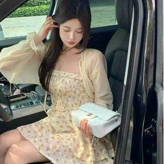 Đầm nữ thời trang mặc đi chơi chất xốp hoa trễ vai cúp ngực váy xoè phối tầng kèm áo khoác voan lưới tay dài bánh bèo