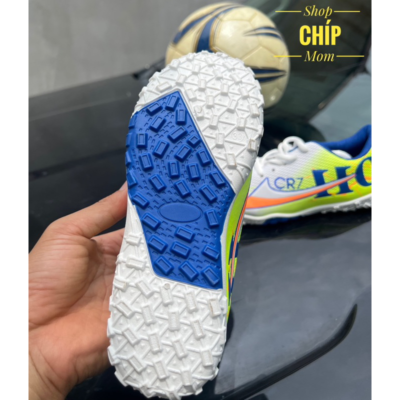 giày đá bóng cho bé trại bé gái khâu đế xanh lá đế chống trượt dẻo êm chân QC (sz31-sz41) CR7 (ảnh thật )