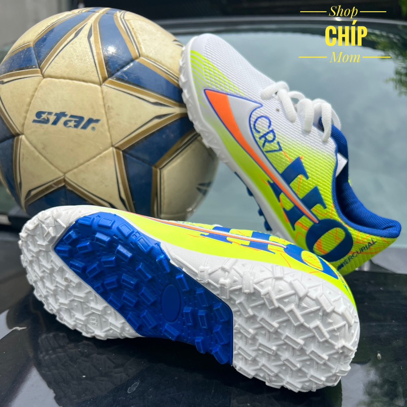 giày đá bóng cho bé trại bé gái khâu đế xanh lá đế chống trượt dẻo êm chân QC (sz31-sz41) CR7 (ảnh thật )