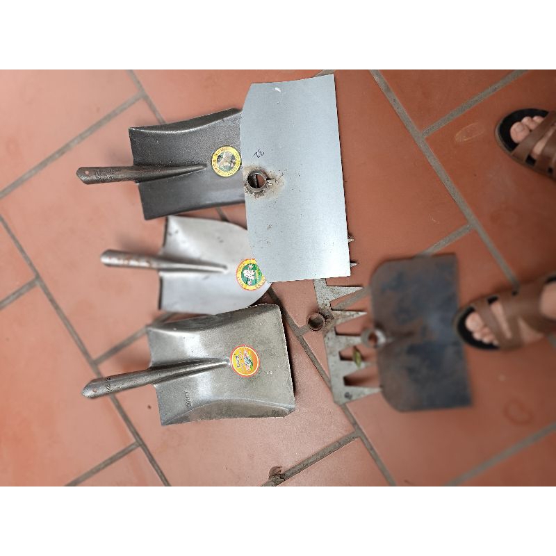 Xẻng, Cào Dùng Trong Xây Dựng, Hót Rác, Trồng Cây, xúc Giác | Shopee ...
