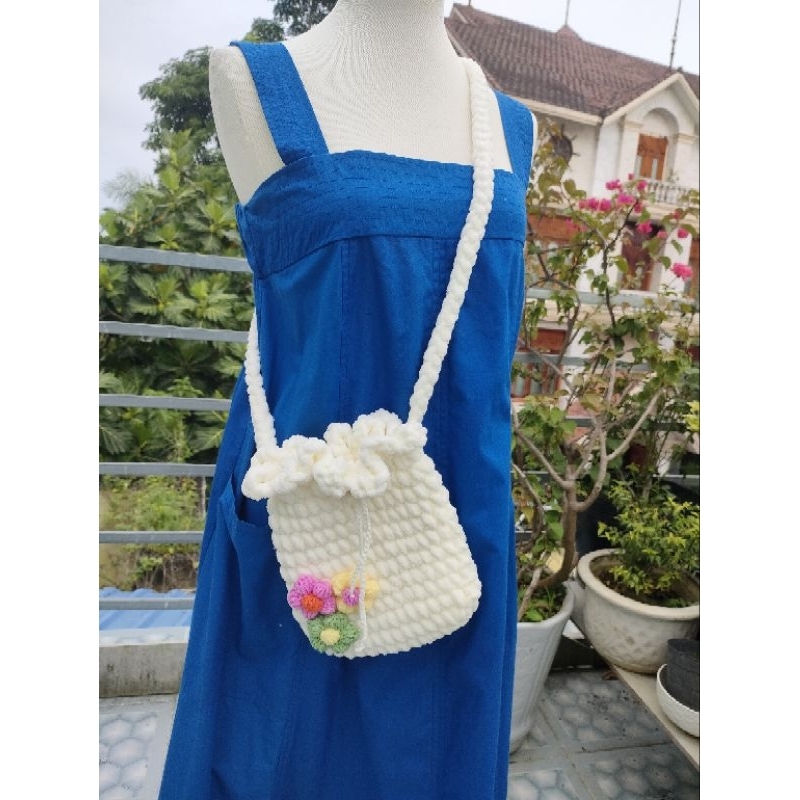Túi đeo chéo len nhung [Hàng sẵn] | Shopee Việt Nam