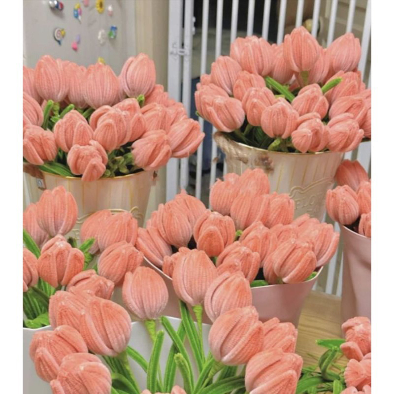 Bông hoa tuy líp kẽm nhung trang trí, decor bàn học chill | Shopee Việt Nam