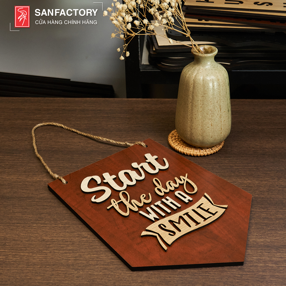 Tranh gỗ Slogan "Start the day with a smile” treo tường, Decor Homestay Phong Cách Vintage SAN-TS02