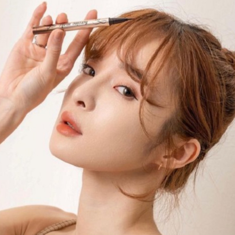 Bút Kẻ Mắt Nước Chống Trôi, Không Lem Kissme Heroine Make Eyeliner Rich Keep Màu Nâu Đen (0.4mL)