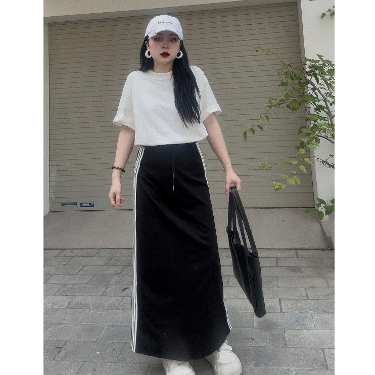Chân váy dáng dài thể thao phối sọc xẻ sau Ms25