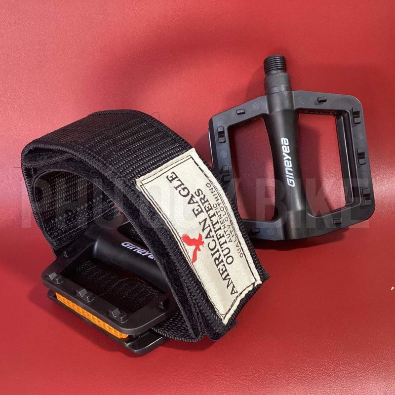 Pedal Nhựa GINEYEA Trục Bi Gắn Được STRAP Cho FixedGear