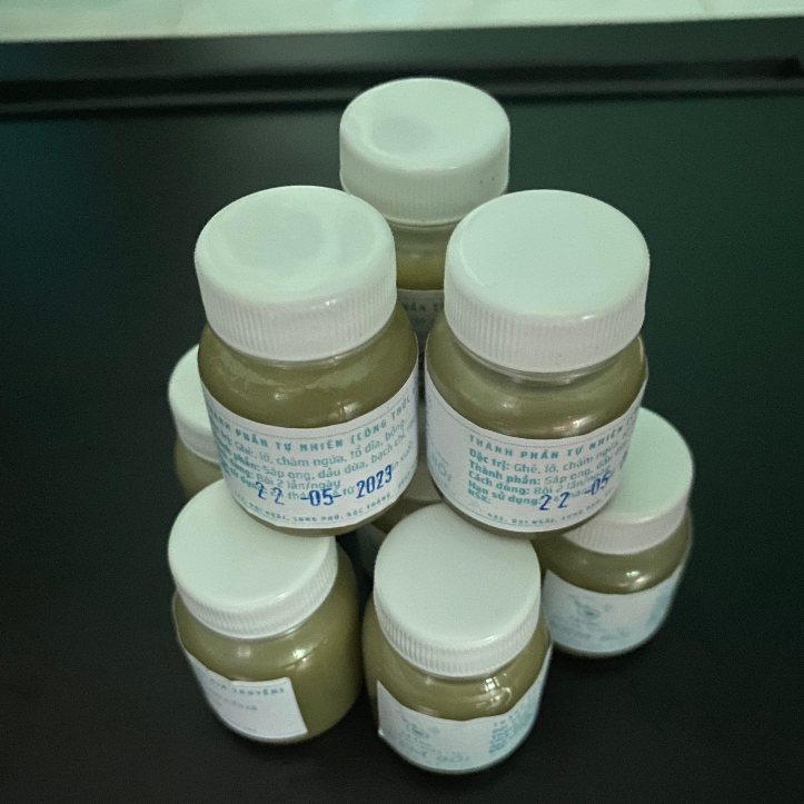 Sáp bôi trĩ Lê Gia hộp 10ml dùng trĩ nội, trĩ ngoại, táo bón từ thiên nhiên