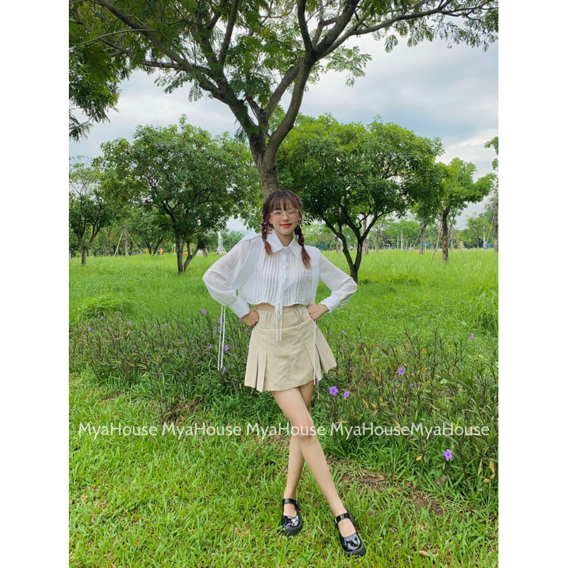 Áo sơ mi tay dài dáng croptop xếp li 2 màu trắng đen