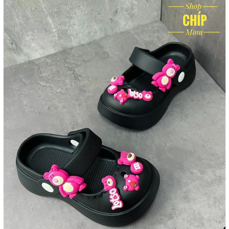 sandal bé gái sục đế xuồng cho bé gấu dâu 3 phân có quai QC mẹ bé đen trăng hông tím  đi mưa êm chân 2040 ( ảnh thật )