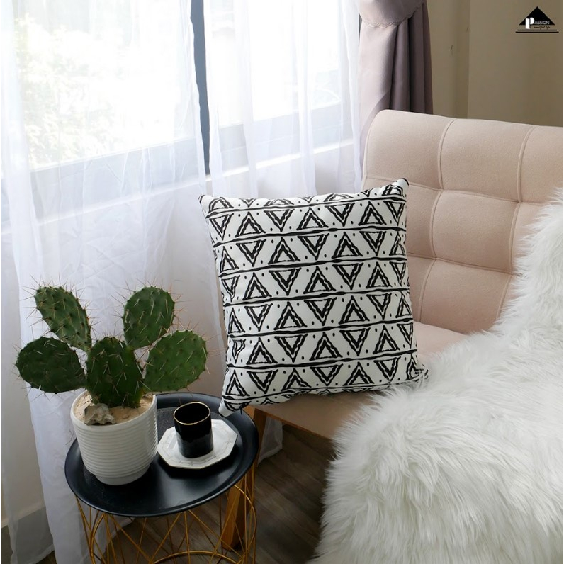 Vỏ Gối Tựa Lưng Sofa Họa Tiết Trắng Đen Phong Cách Bắc Âu Sang Trọng