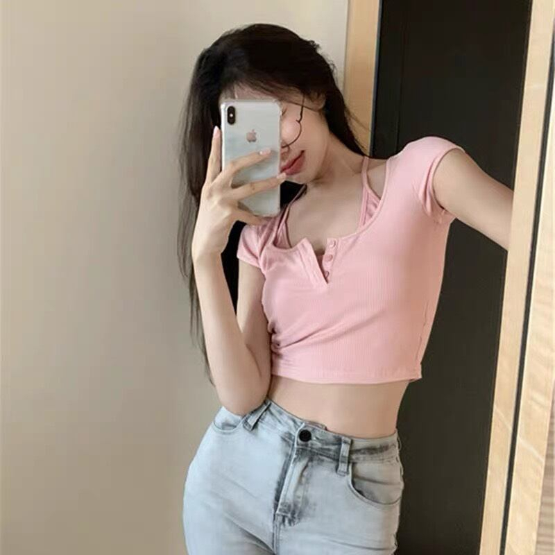 Áo Croptop Body Tay Ngắn Cổ Vuông Kiểu Yếm, Khuy Cài Cổ Gợi Cảm