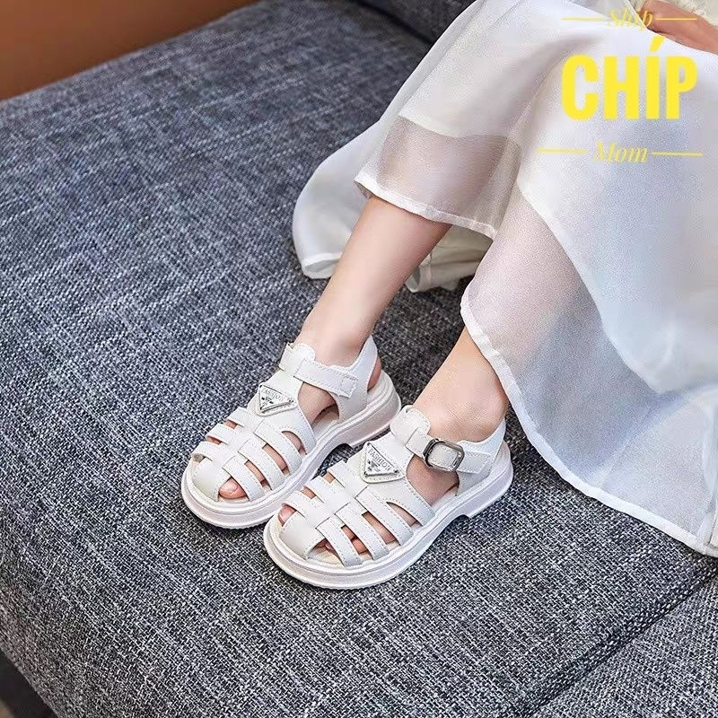 xăng đan bé gái dép rọ cho bé đi học đi chơi cá tính đen trắng cho bé từ 3 tuổi QCCC có hộp kiểu dáng hàn quốc 2319