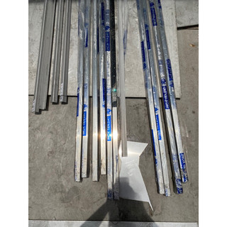 Thanh Inox chữ nhật có nhiều kích thước,hỗ trợ cắt chiều dài theo yêu cầu (dài 0.5m,1m,1,2m)