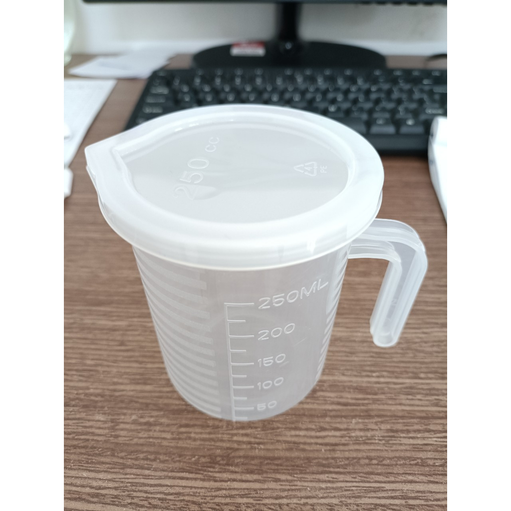 Ca đong Có Nắp chia vạch, ly đong chia vạch nhựa 2L/3L5/5L ( loại chịu nhiệt )