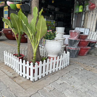 Tấm Hàng Rào Nhựa Lắp Ghép Trang Trí Vườn Dài 30cm x 30cm