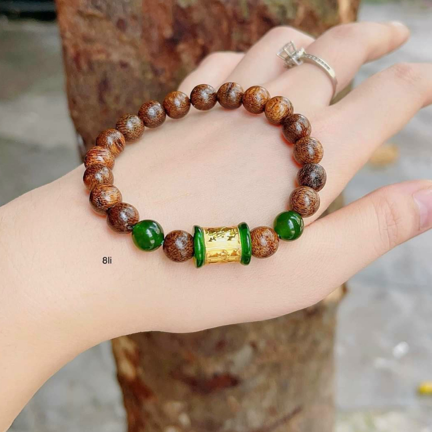 Vòng tay bằng trầm hương tốc thường 8mm , mix lu thống đủ màu,giành cho nữ, siêu dễ thương, siêu đẹp.