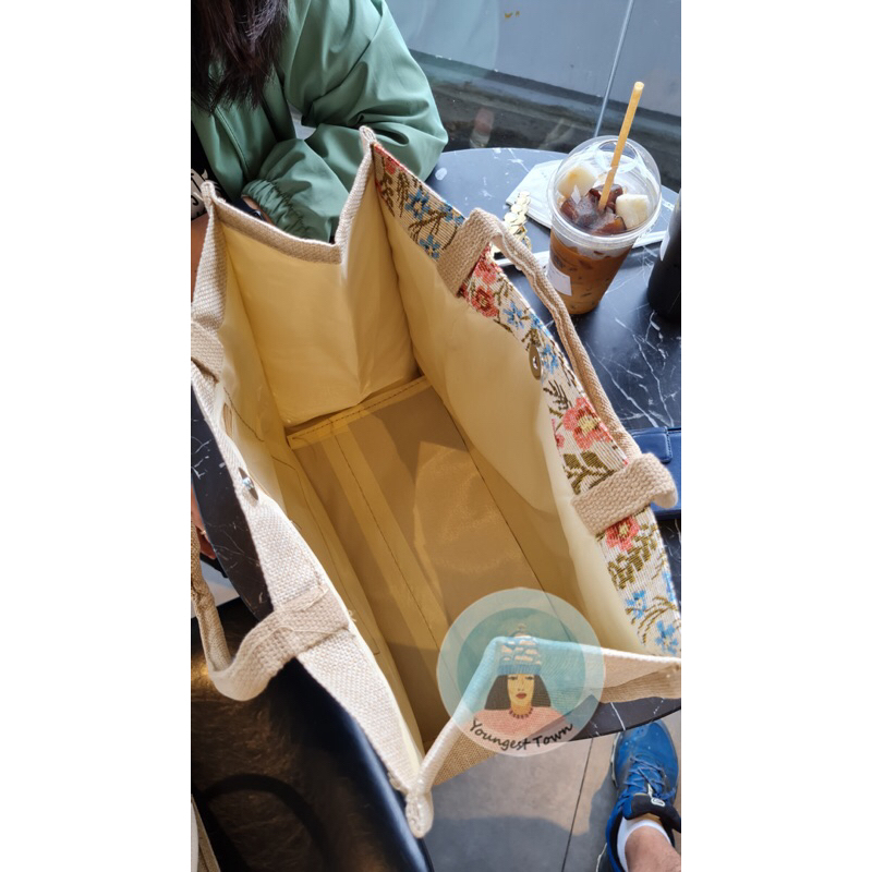 Túi cói bố Flowers vintage có lớp lót và nút gài xinh 🌼