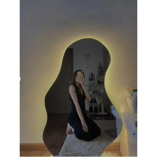 Gương toàn thân hình hạt đậu decor treo tường DIAMOND MIRROR gương LED cảm ứng cao cấp