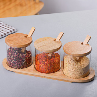 (Loại 1- xịn hộp của hãng) Sét 3 lọ gia vị thủy tinh kèm khay - có nắp đậy và muỗng - gỗ tre cao cấp