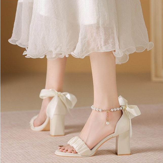 Giày cao gót nữ đế vuông 7cm thắt nơ màu trắng