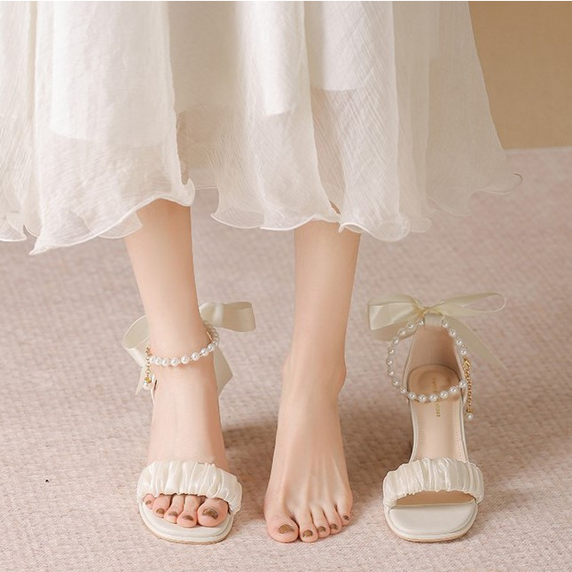 Giày cao gót nữ đế vuông 7cm thắt nơ màu trắng
