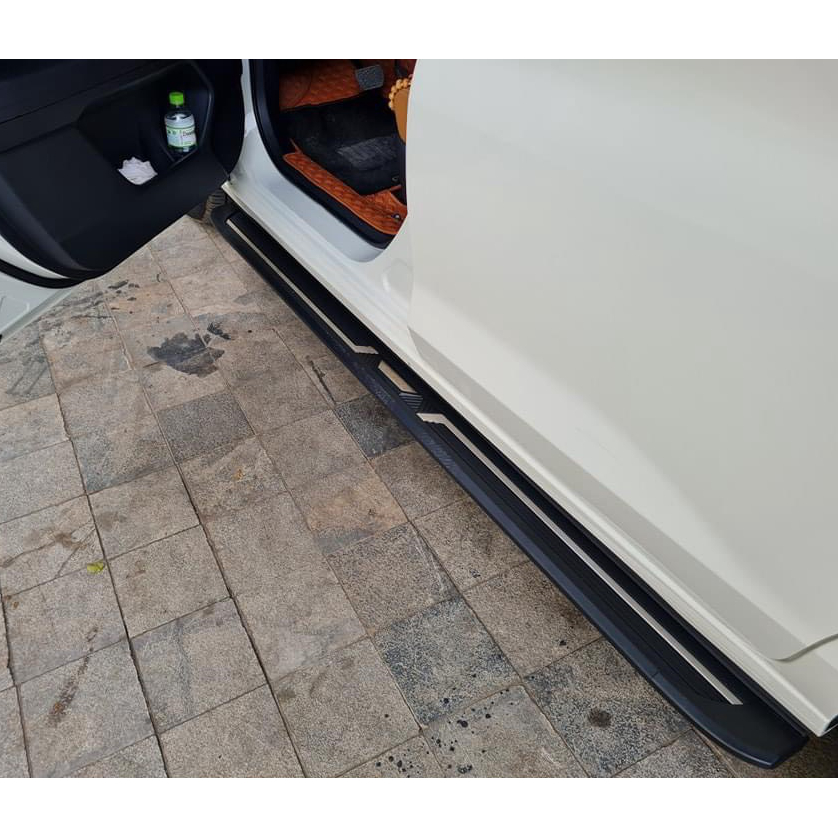 Bậc lên xuống xe Hyundai Creta 2022-2026, mẫu đen đúc chỉ inox, Bậc bước chân Creta full mẫu cao cấp