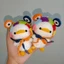 Móc khoá vịt con đội mũ ếch handmade bằng len, dệt kim, đan tay, làm quà tặng trang trí đáng yêu (ĐỌC KỸ LƯU Ý Ở HÌNH 2)