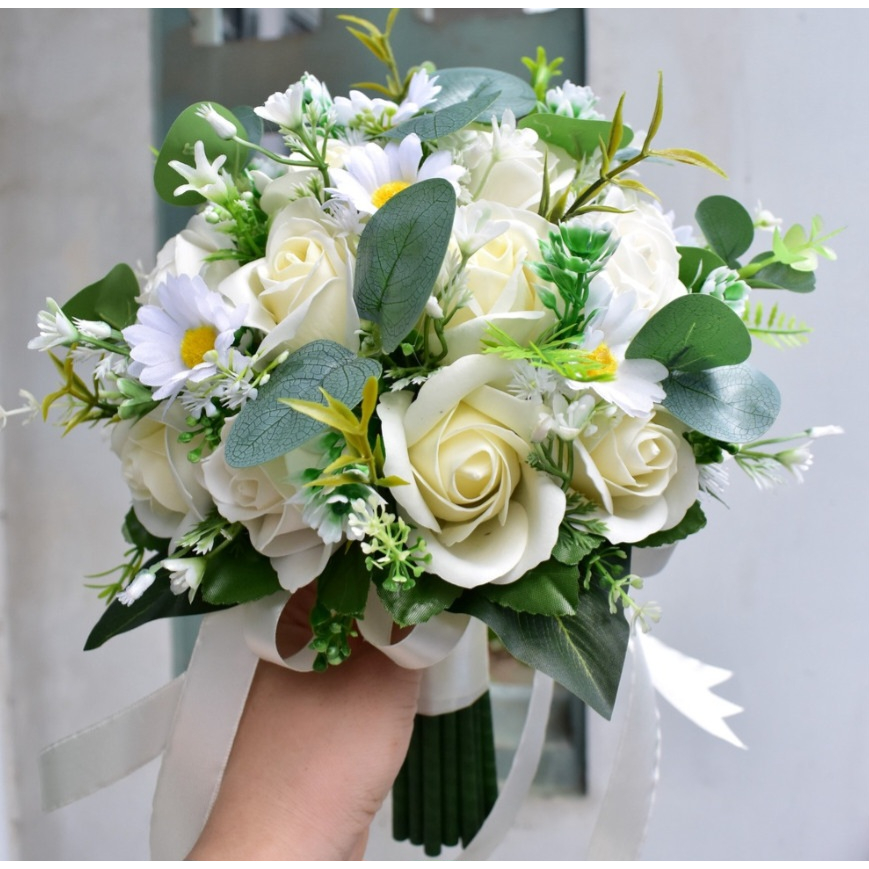 BÓ HOA CƯỚI CẦM TAY CÔ DÂU BẰNG HOA HỒNG SÁP THƠM, TẶNG HOA CÀI ÁO CHÚ ...