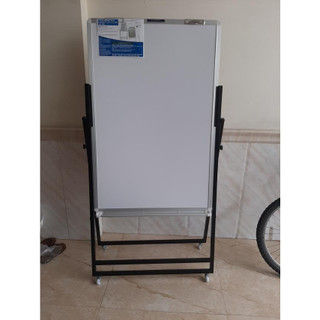 Bảng trắng có chân xếp gọn flipchart  viết bút lông Poly Taiwan (Không ô ly)