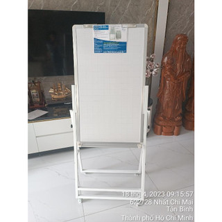 Bảng Flipchart có chân xếp gọn POLYTAIWAN - Mặt bảng trắng trơn không ô ly