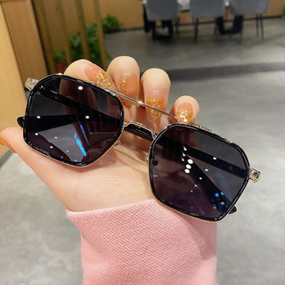 Mắt kính mát râm mùa hè nhiều màu thời trang unisex nam nữ - Bự Store - 695