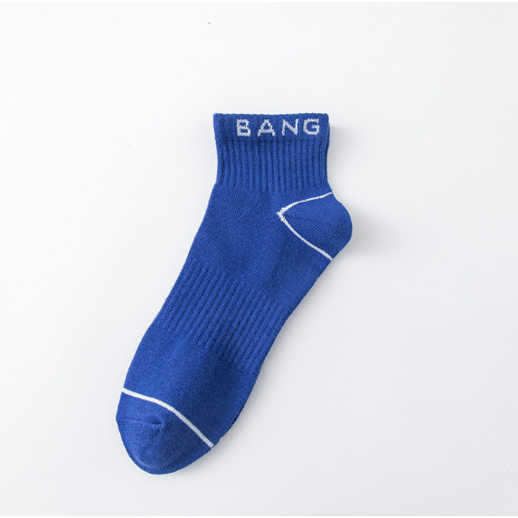 Vớ Tất Nam Nữ chữ BANG cổ lửng phong cách trẻ trung, năng động.