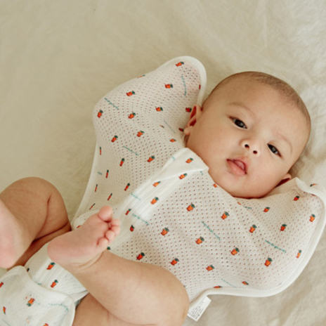 Nhộng Chũn Hở Chân Unbee Vải Tơ Tằm Chống Giật Mình Giúp Bé Ngủ Ngon, Thoải Mái Vận Động