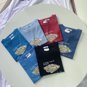 áo phông nữ YUSTUDIO cotton khô 3158 form rộng cổ tròn mẫu Bánh Kẹp Mặt Mèo