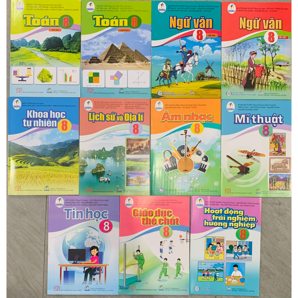 Ảnh Sách - Sách giáo khoa lớp 8 - chương trình cánh diều (lẻ) + bán kèm 1 quyển vở viết 1