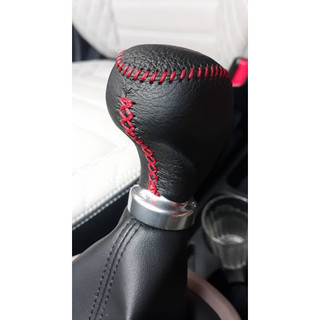 Bọc cần số phanh tay các đời xe Hyundai I10 số sàn (2014-2024) bằng da bò thật