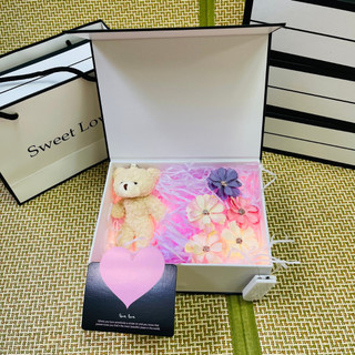 (swl) Combo Hộp Quà Valentine, Hộp Quà Tặng Sinh Nhật, Hộp Quà Tặng Dịp Lễ Đặc Biệt Kèm Phụ Kiện Sang Trọng Sweet Love