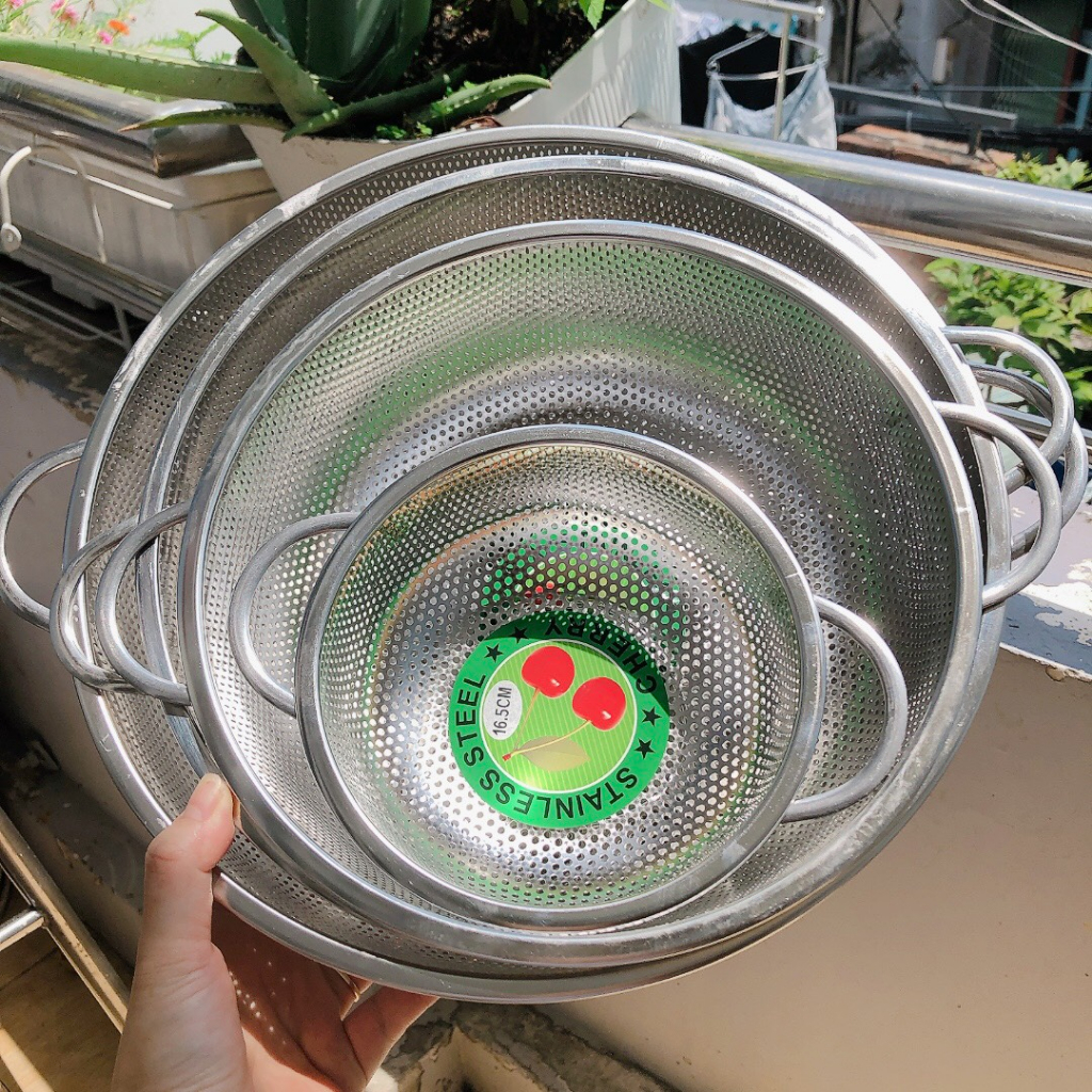 Rổ Inox Tròn 2 QUAI CHERRY, Rổ Inox 201 Không Gỉ Lỗ Lưới Dày - Đồ Chiên Để Ráo Dầu - Đựng Rau Củ Quả