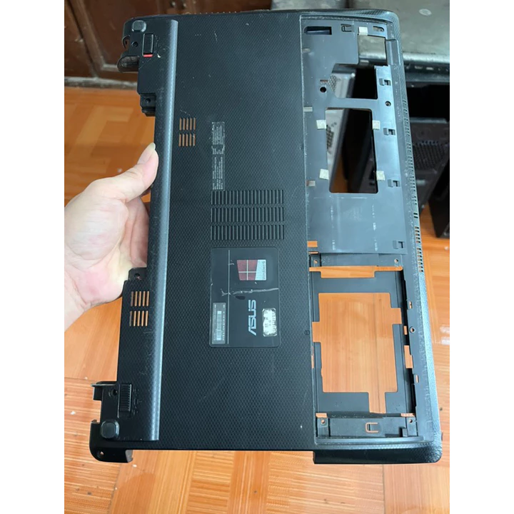 Thay vỏ Laptop Asus x55c x55vd cũ còn khá