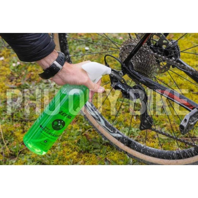 Chai Xịt Tẩy Rửa Dầu Nhớt Xe Đạp ZEFAL BIO DEGREASER 1000ml - Hàng Chính Hãng Pháp