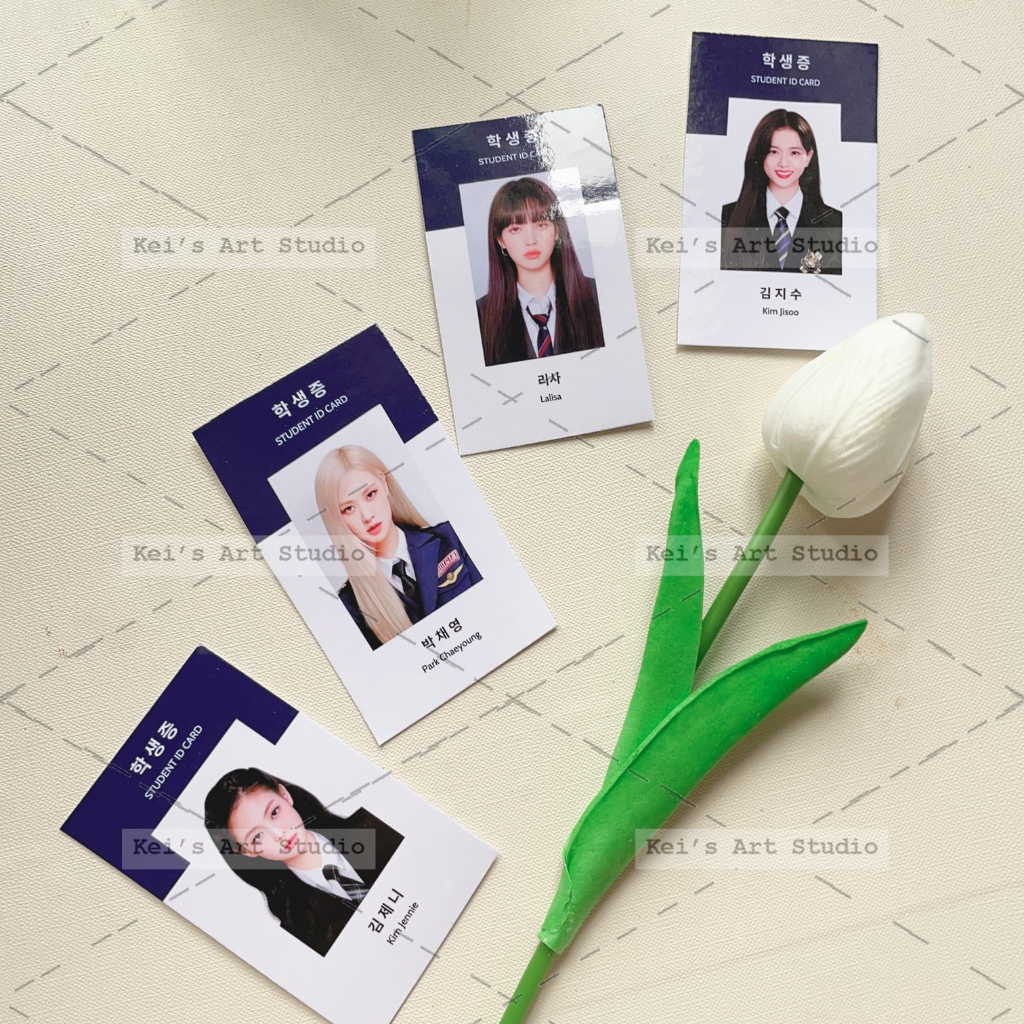 Hình ảnh thiết kế, sticker tấm, quà tặng kèm (photocard, card des, sticker, freebies) - mặc định có df sản xuất
