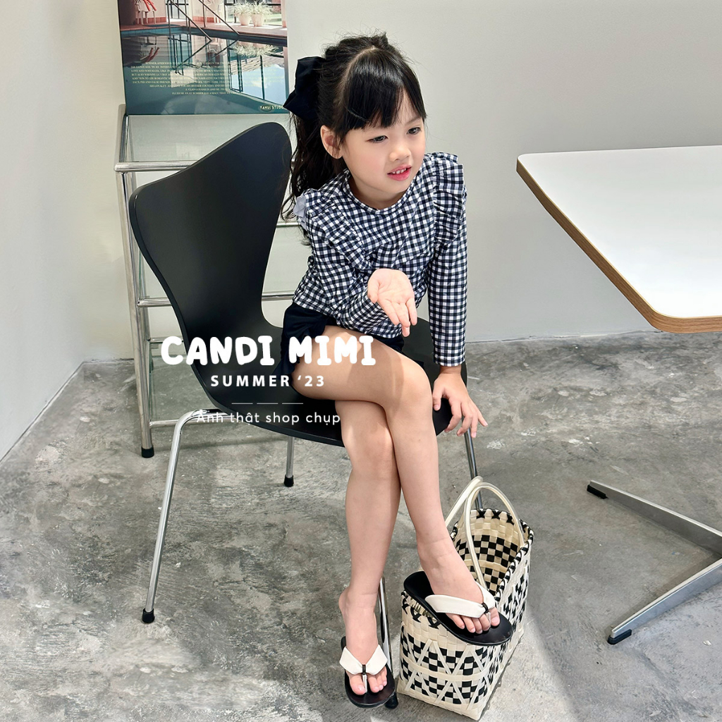 Đồ Bơi Bé Gái 2 Mảnh Họa Tiết Kẻ Caro Viền Bèo CANDI MIMI 2023 - Tặng kèm mũ bơi - Phong cách Hàn Quốc dễ thương