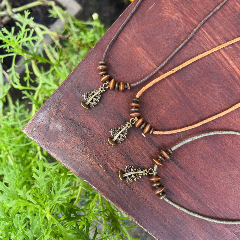 Vòng cổ Matsu - Dây chuyền charm cây thông / cây tròn / ngôi nhà mix hạt gỗ vintage